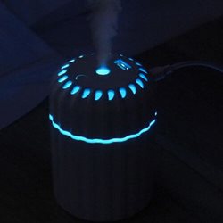 מפיץ ריח HUMMIDIFIER עם כניסת USB לטעינה